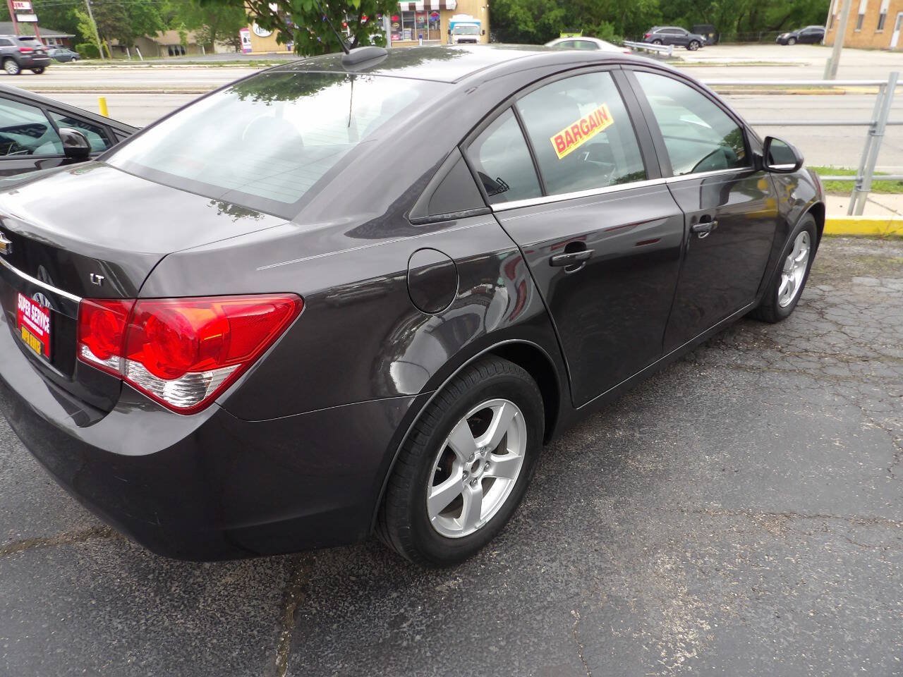 Used 2016 Chevrolet Cruze LT FWD image 3