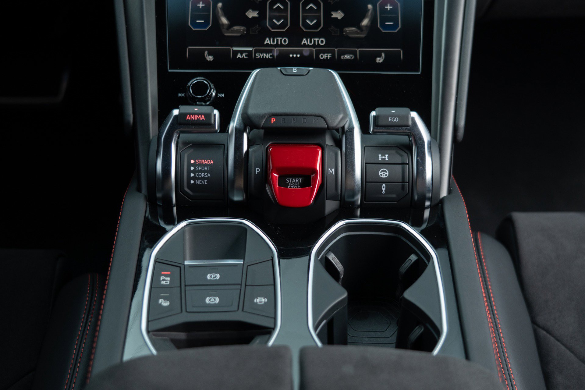 Used 2024 Lamborghini Urus S image 45