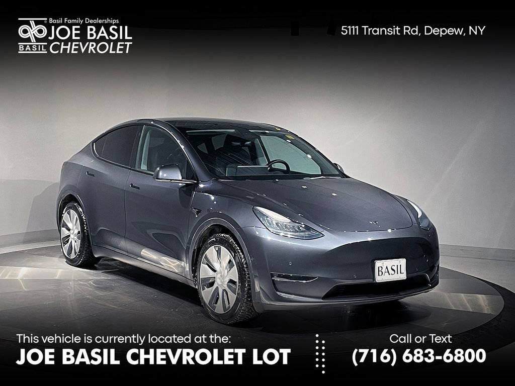 Used 2021 Tesla Model Y Long Range image 1