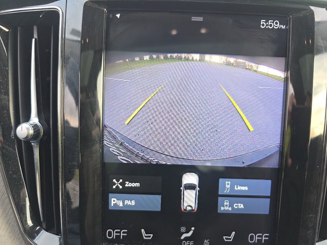 Used 2020 Volvo XC60 T5 Inscription w/ Protection Package image 27