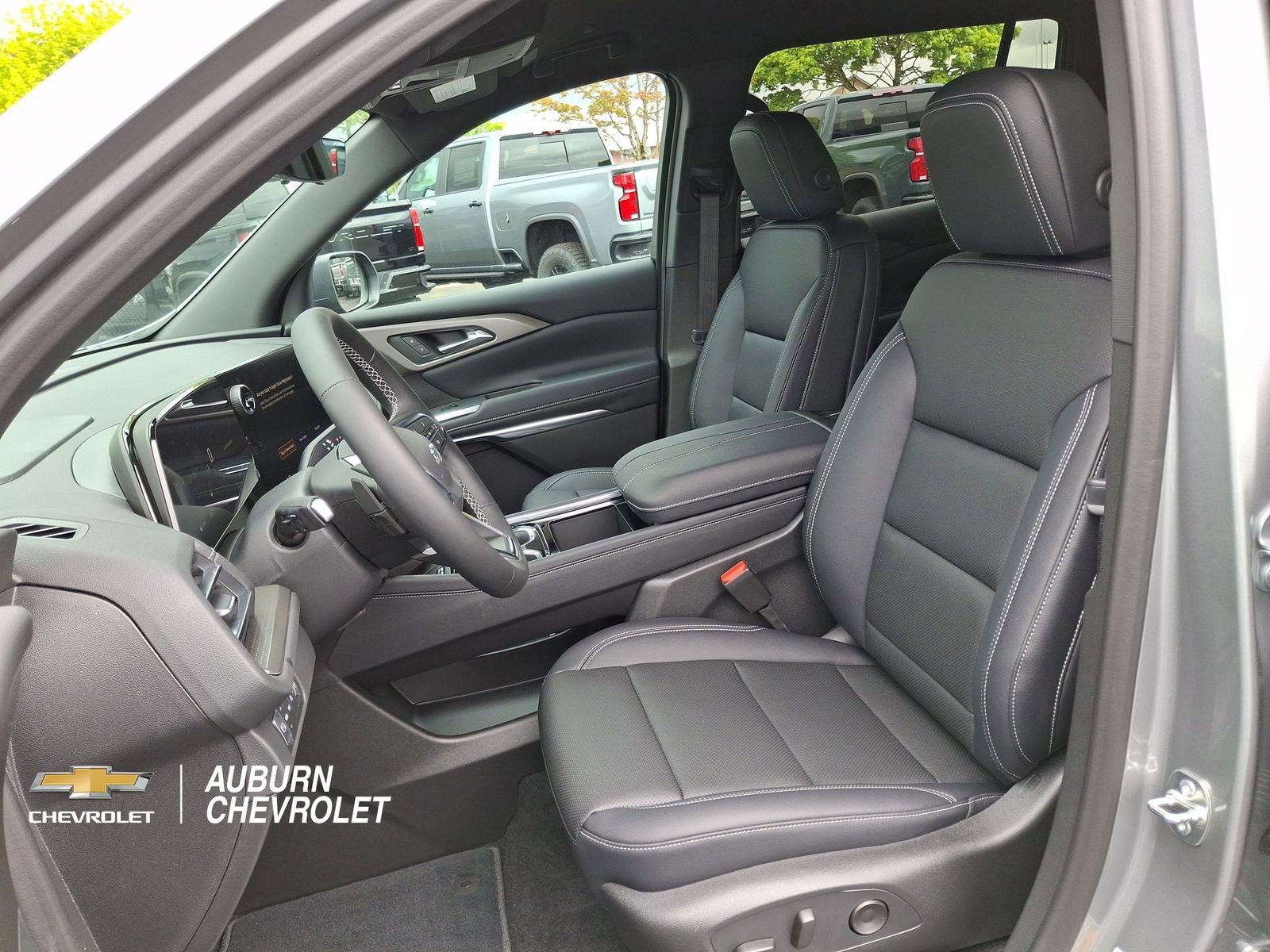 New 2026 Chevrolet Traverse LT w/ Midnight/Sport Edition AWD/4WD image 19
