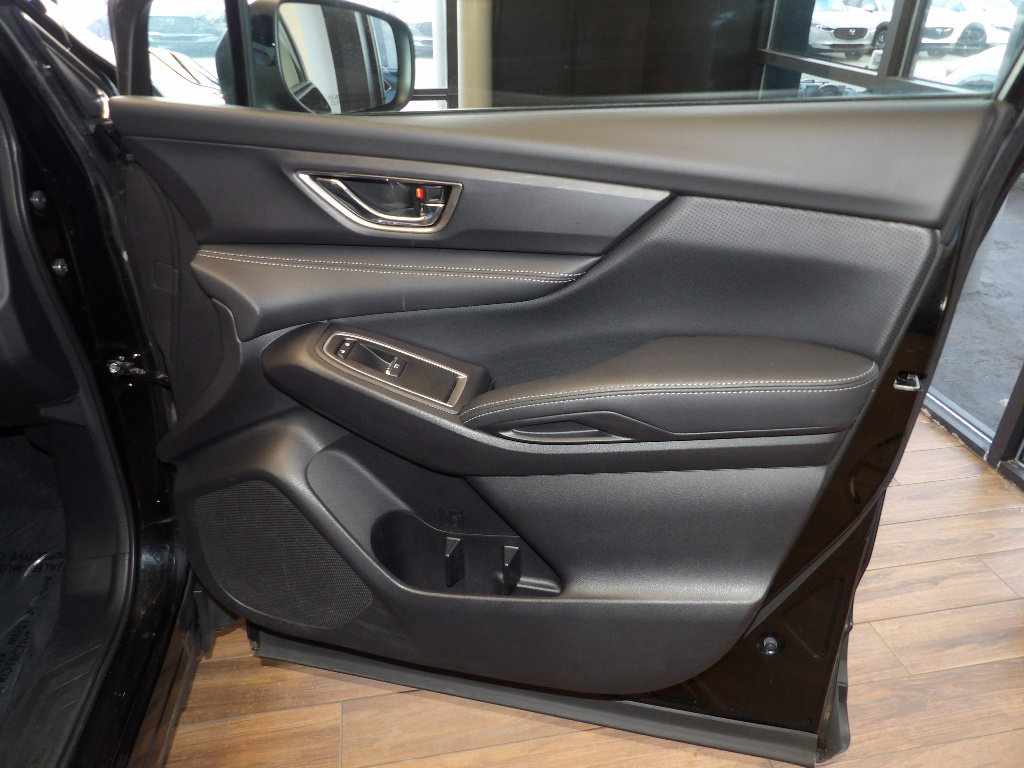 Used 2023 Subaru Ascent Limited image 12