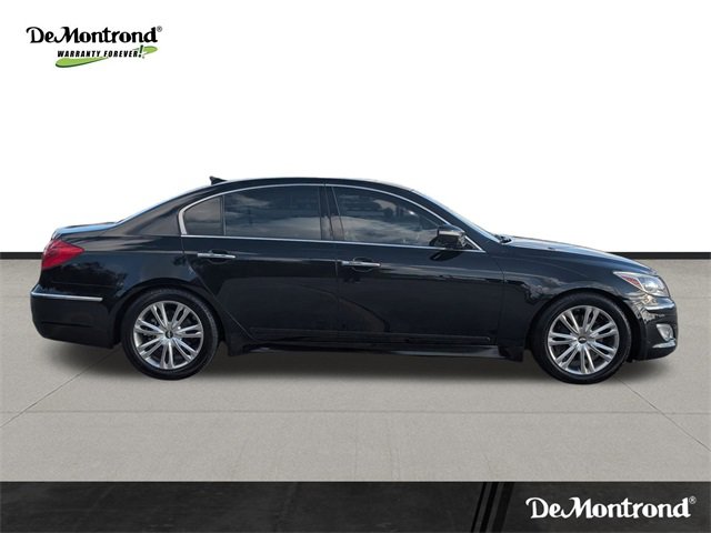 Used 2012 Hyundai Genesis 3.8 w/ Premium Pkg image 4