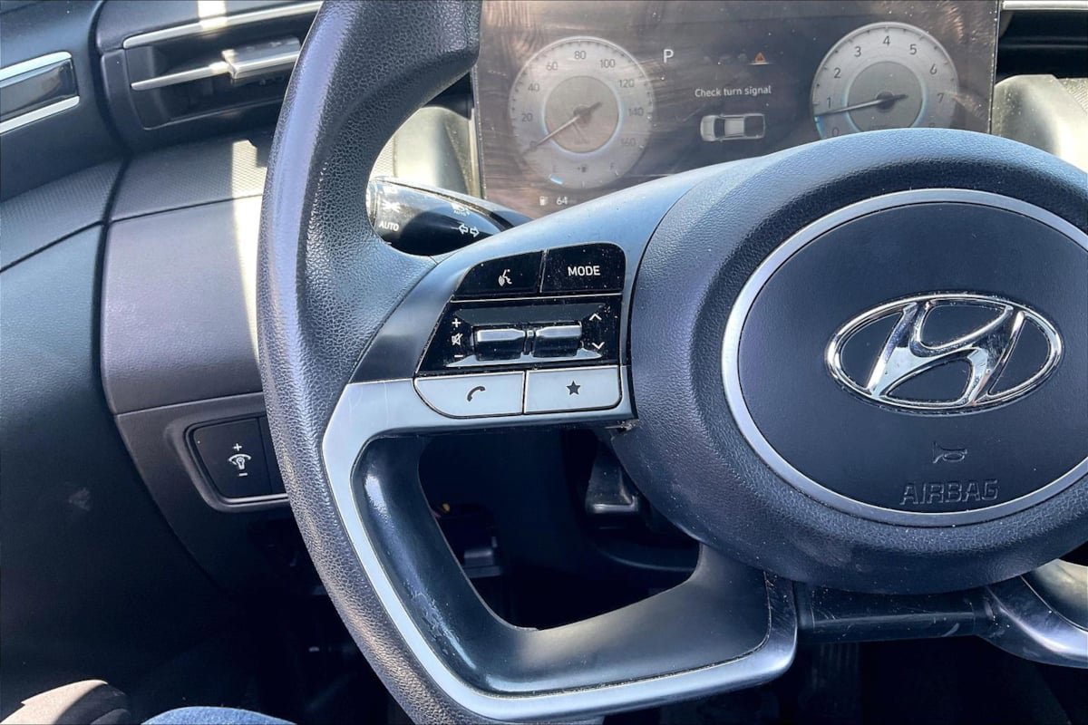 Used 2022 Hyundai Santa Cruz SEL w/ Activity Package FWD image 19