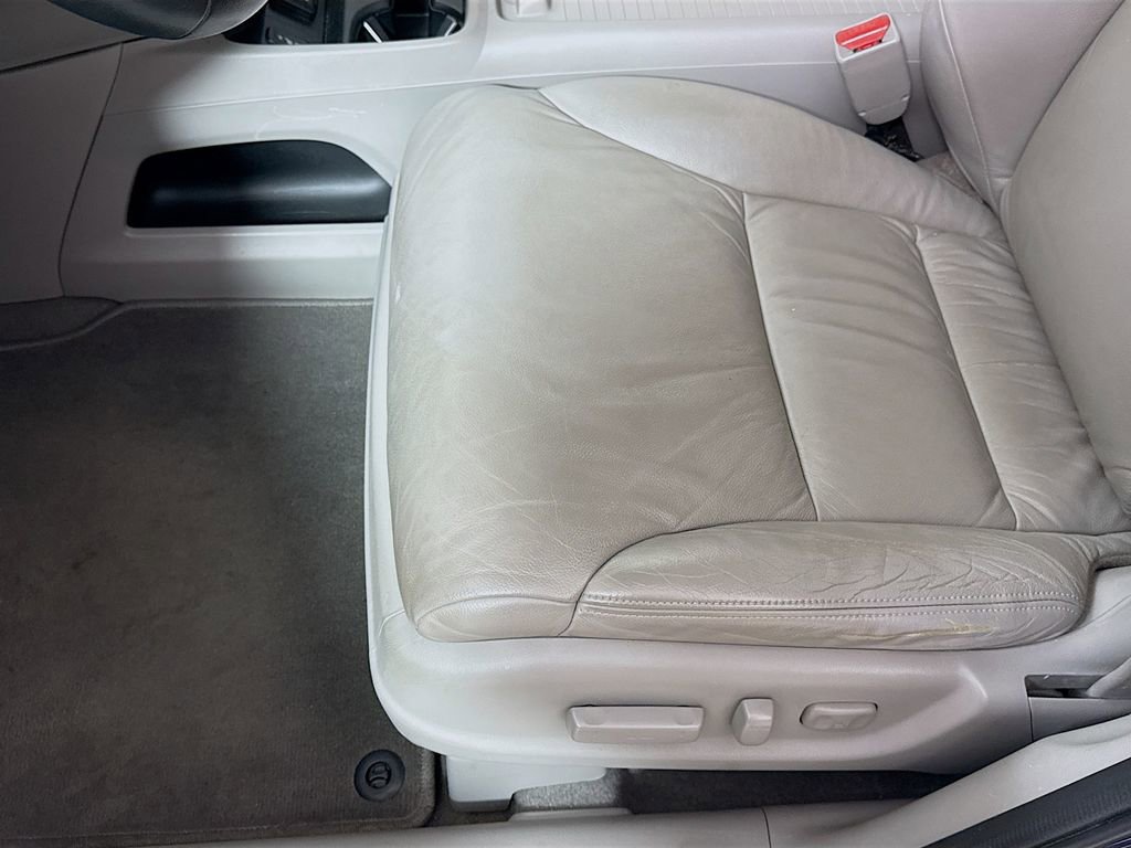 Used 2012 Honda CR-V EX-L image 18