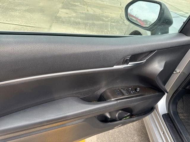 Used 2023 Toyota Camry SE w/ Convenience Package image 37