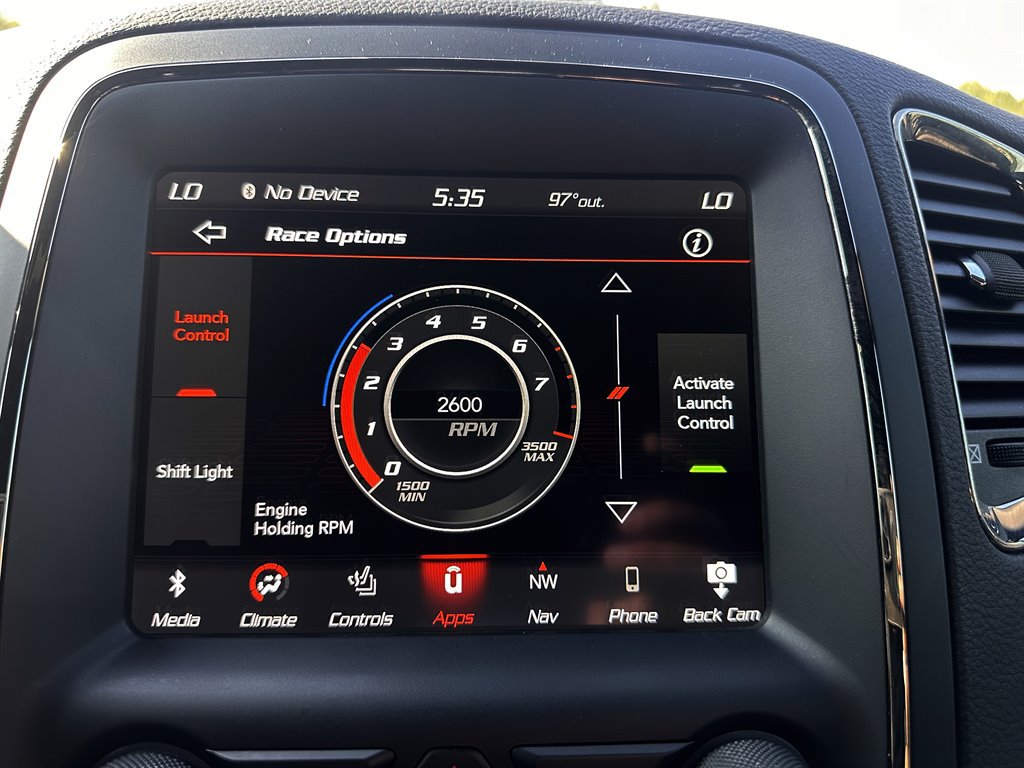 Used 2018 Dodge Durango SRT w/ Technology Group AWD/4WD image 20