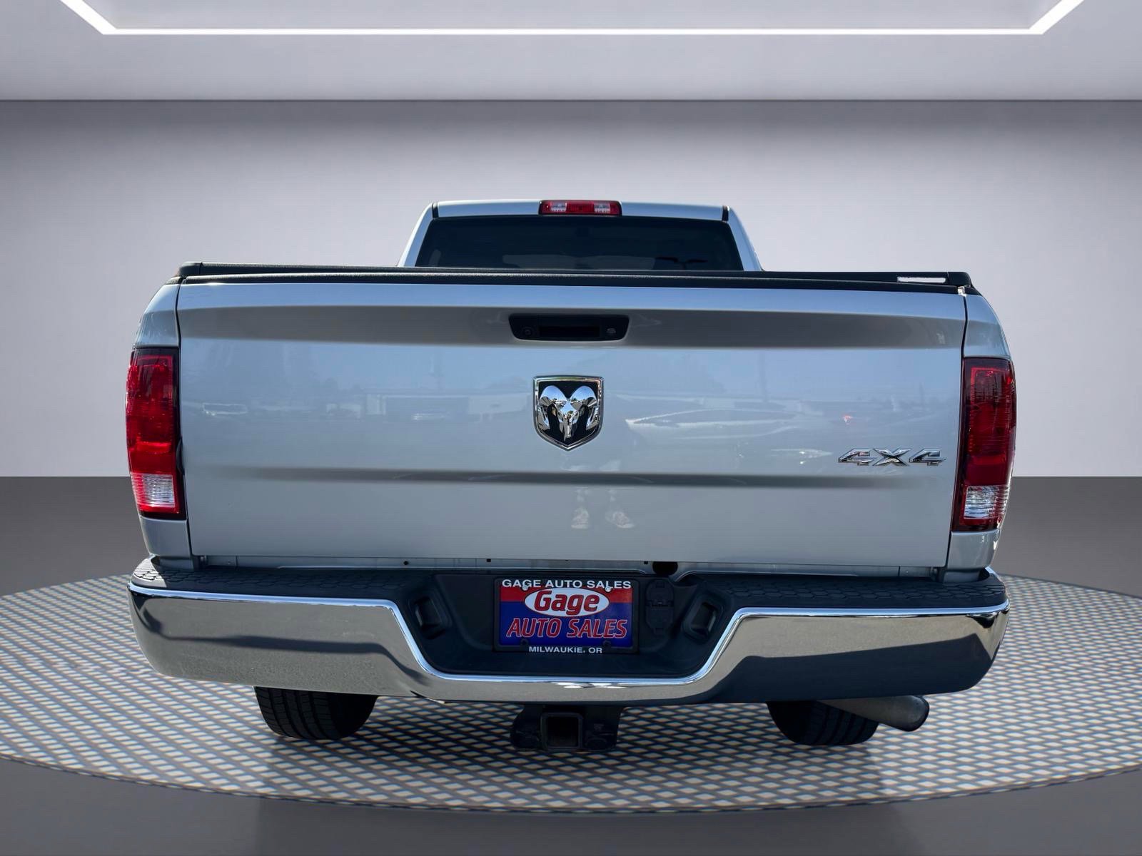 Used 2018 RAM 2500 Tradesman w/ Chrome Appearance Group AWD/4WD image 5