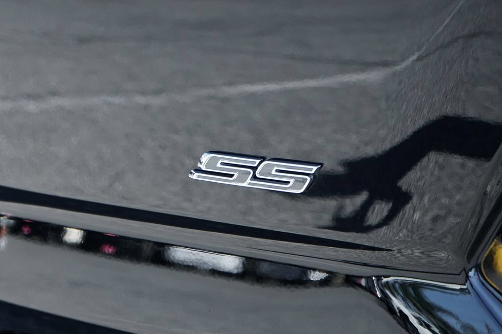 Used 2023 Chevrolet Camaro SS RWD image 50