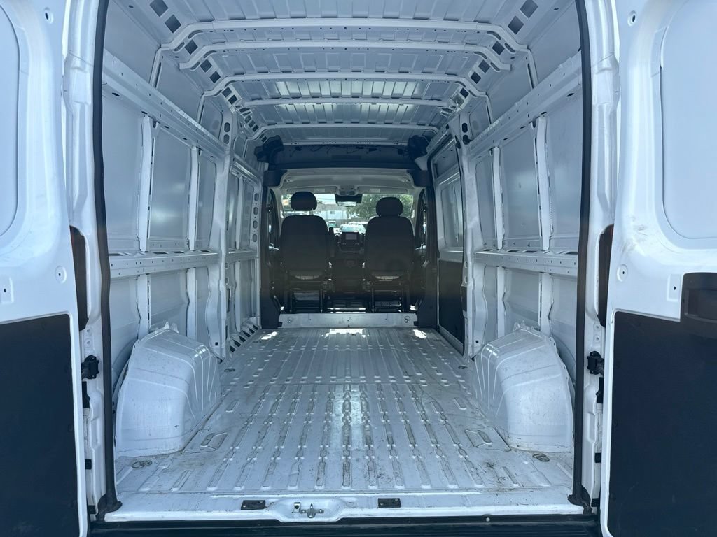 Used 2026 RAM ProMaster 2500 w/ Safety Group FWD image 7