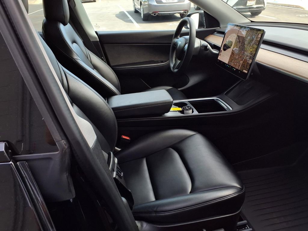 Used 2022 Tesla Model Y Performance image 22