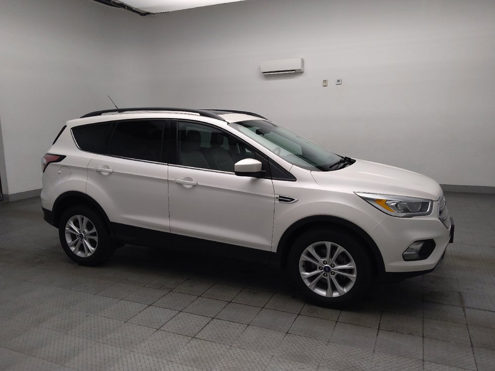 Used 2018 Ford Escape SEL FWD image 11
