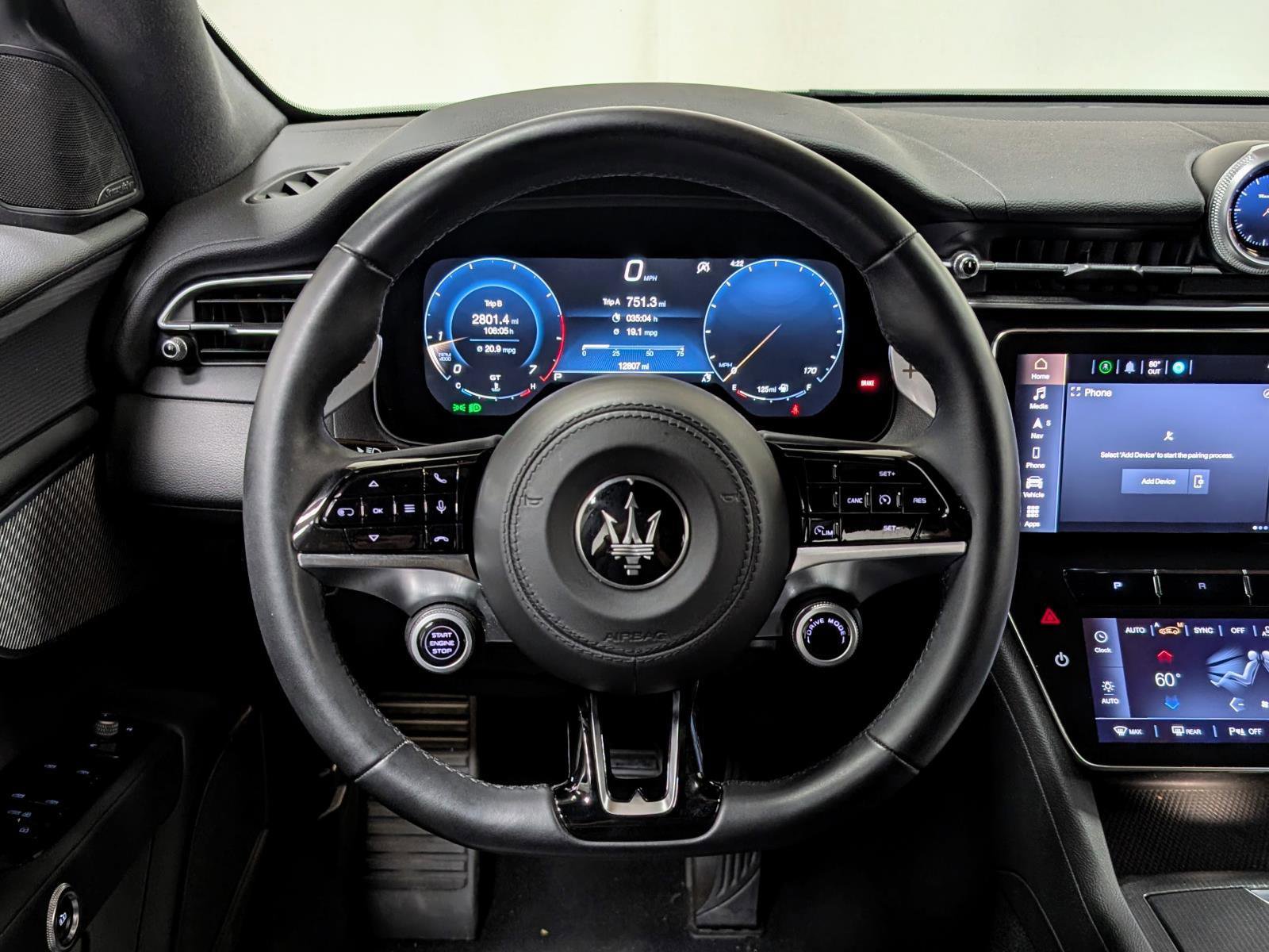 Used 2023 Maserati Grecale GT image 30