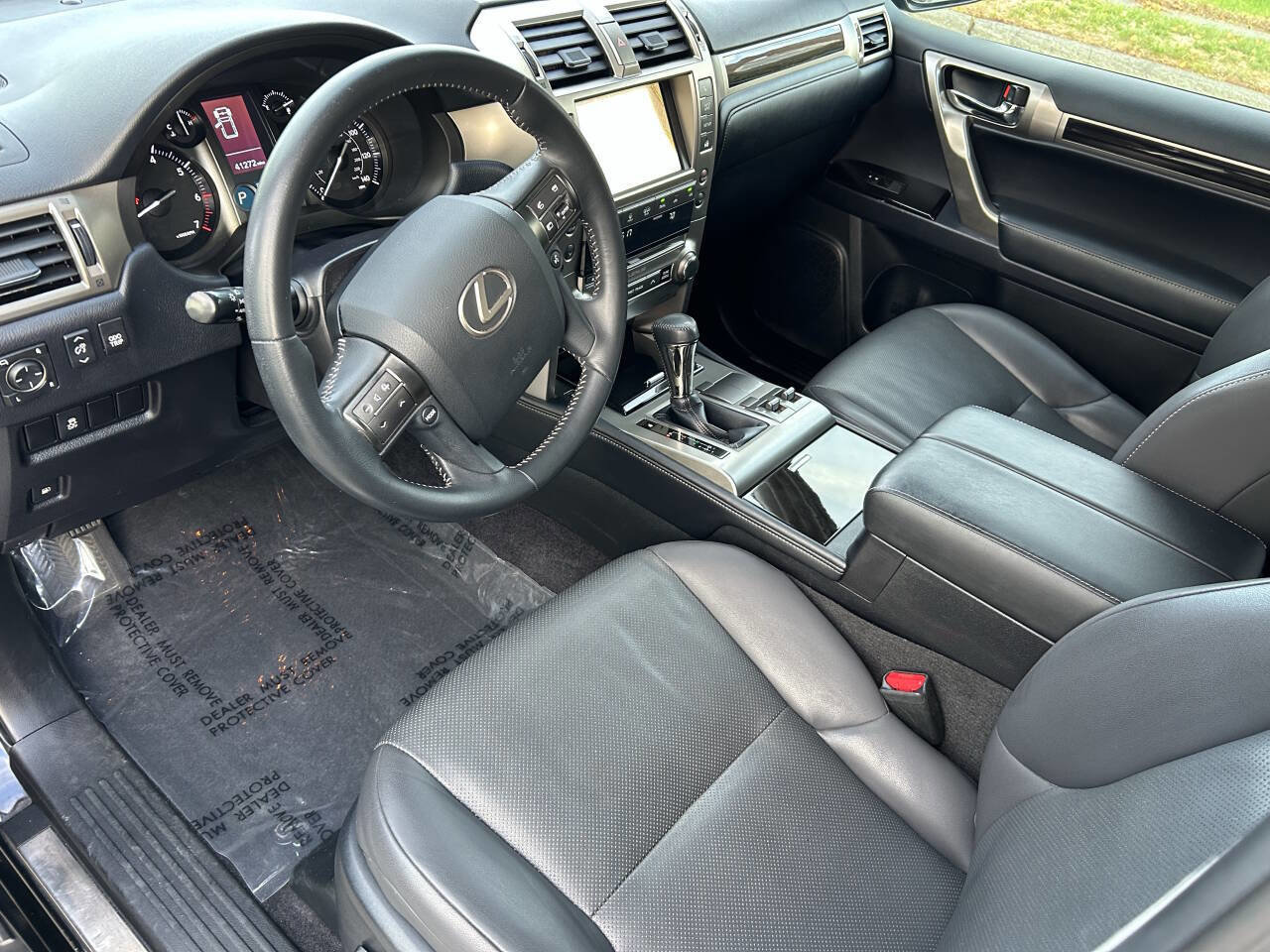 Used 2018 Lexus GX 460 image 29