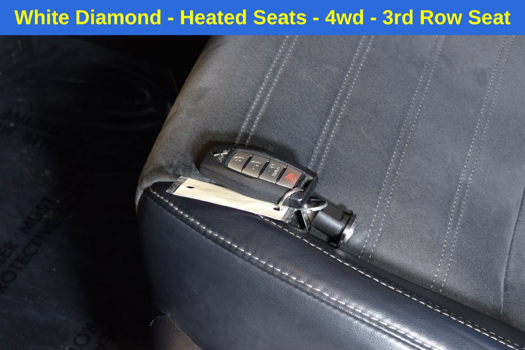 Used 2023 Mitsubishi Outlander SE AWD/4WD image 40
