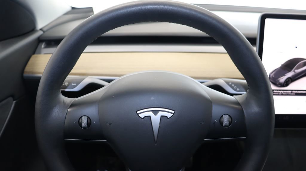Used 2022 Tesla Model Y Performance AWD/4WD image 18