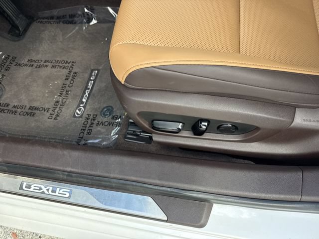 Certified 2021 Lexus ES 350 w/ Premium Package FWD image 12