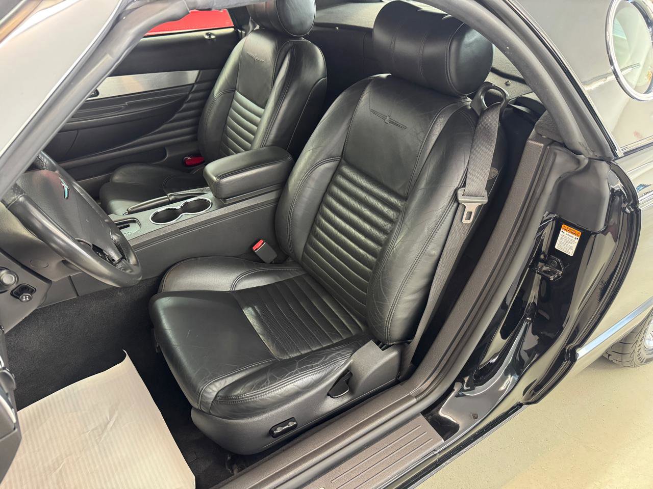 Used 2002 Ford Thunderbird image 7