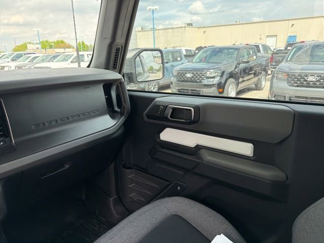 Used 2022 Ford Bronco 2-Door AWD/4WD image 19