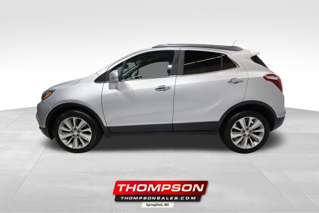 Used 2018 Buick Encore Preferred image 1