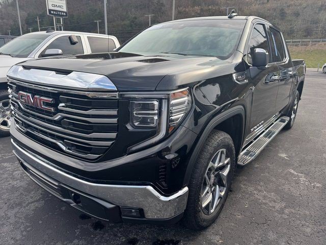 Certified 2023 GMC Sierra 1500 SLT w/ SLT Premium Package image 2