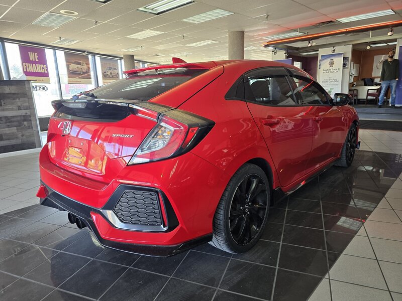 Used 2017 Honda Civic Sport image 4