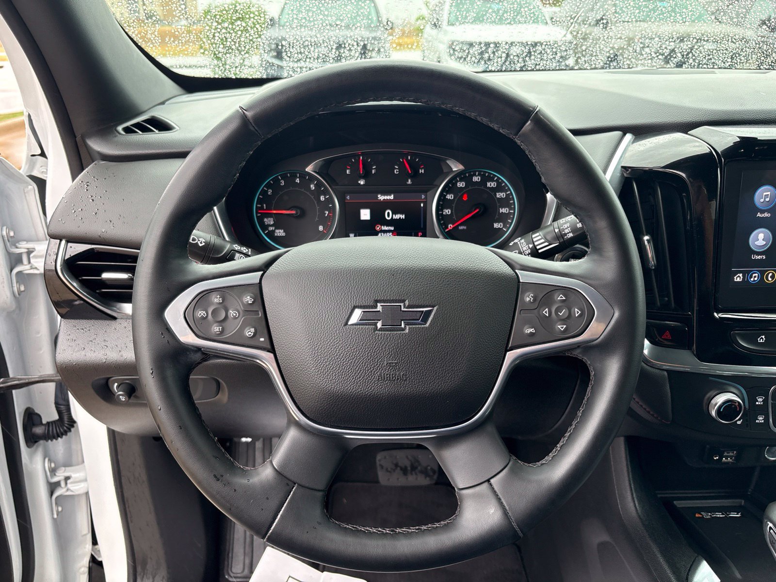 Used 2024 Chevrolet Traverse RS FWD image 31