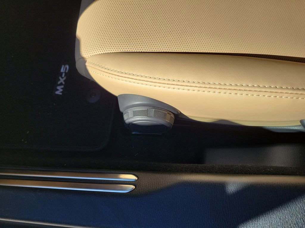 New 2025 MAZDA MX-5 Miata Grand Touring image 22