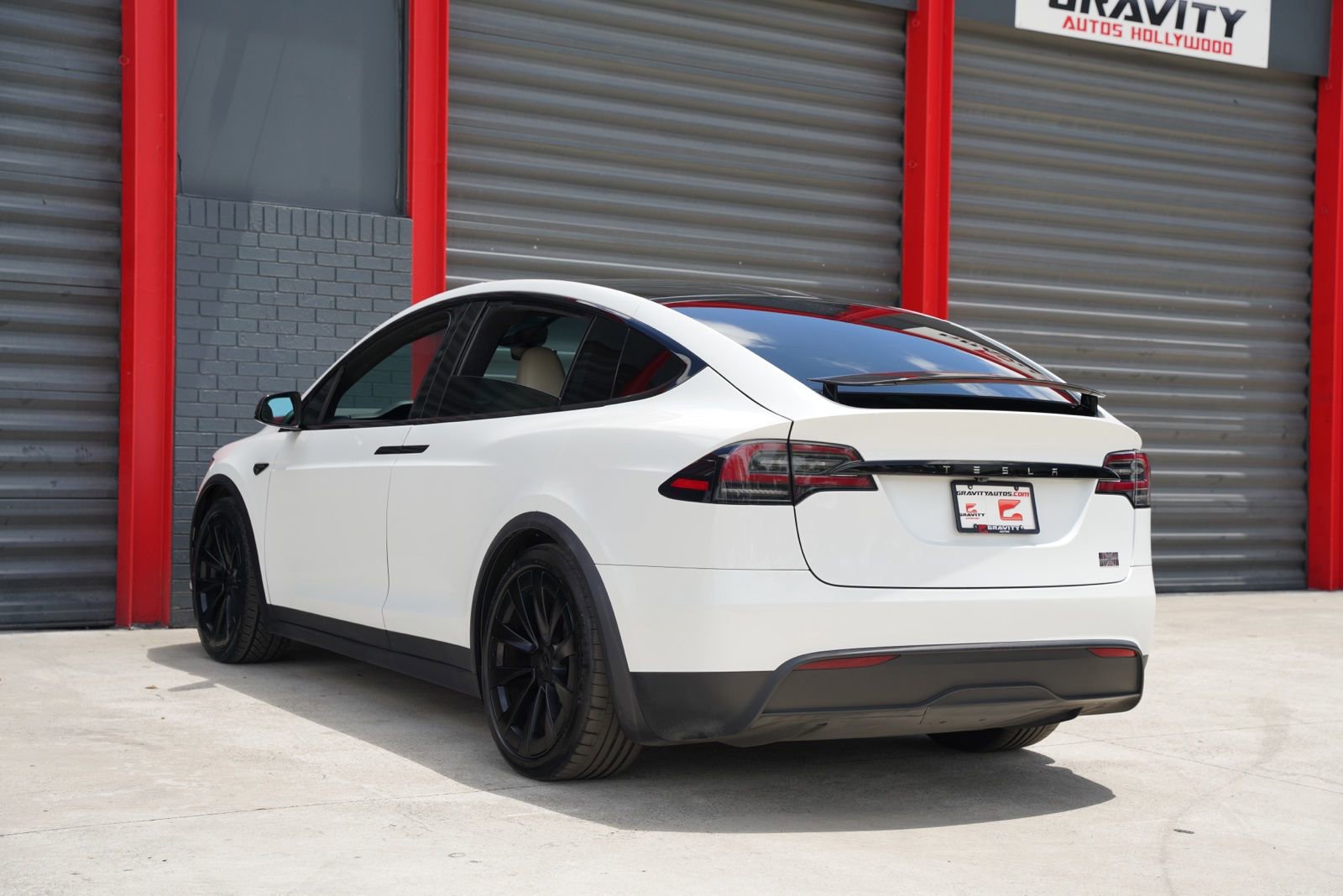 Used 2023 Tesla Model X Plaid AWD/4WD image 9