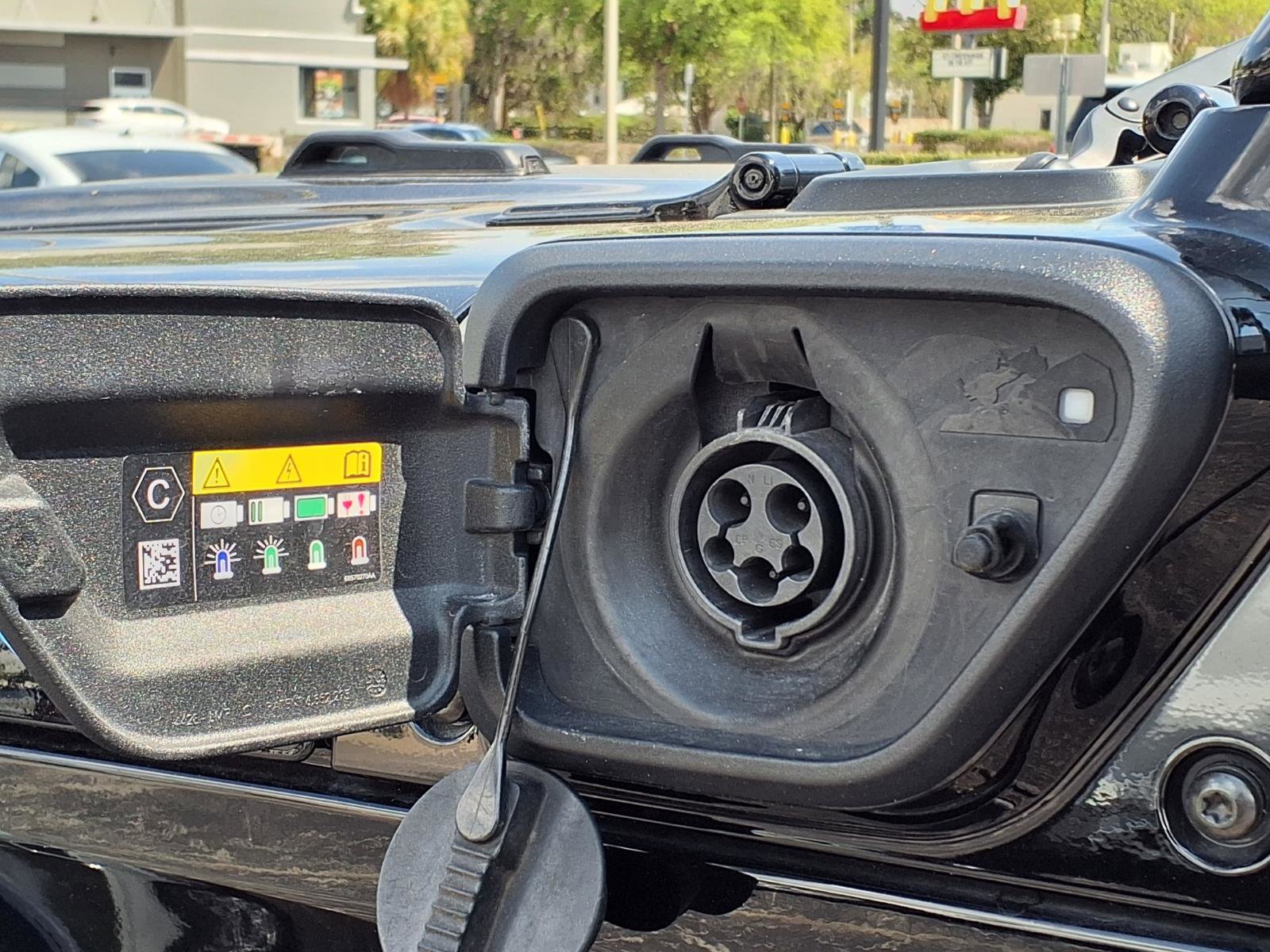 Used 2021 Jeep Wrangler Unlimited Rubicon 4xe w/ Steel Bumper Group image 33