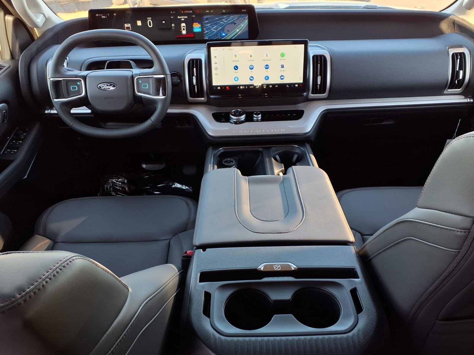 New 2025 Ford Expedition Active image 6