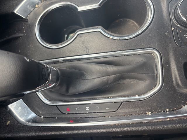 Used 2023 Chevrolet Traverse LT image 35