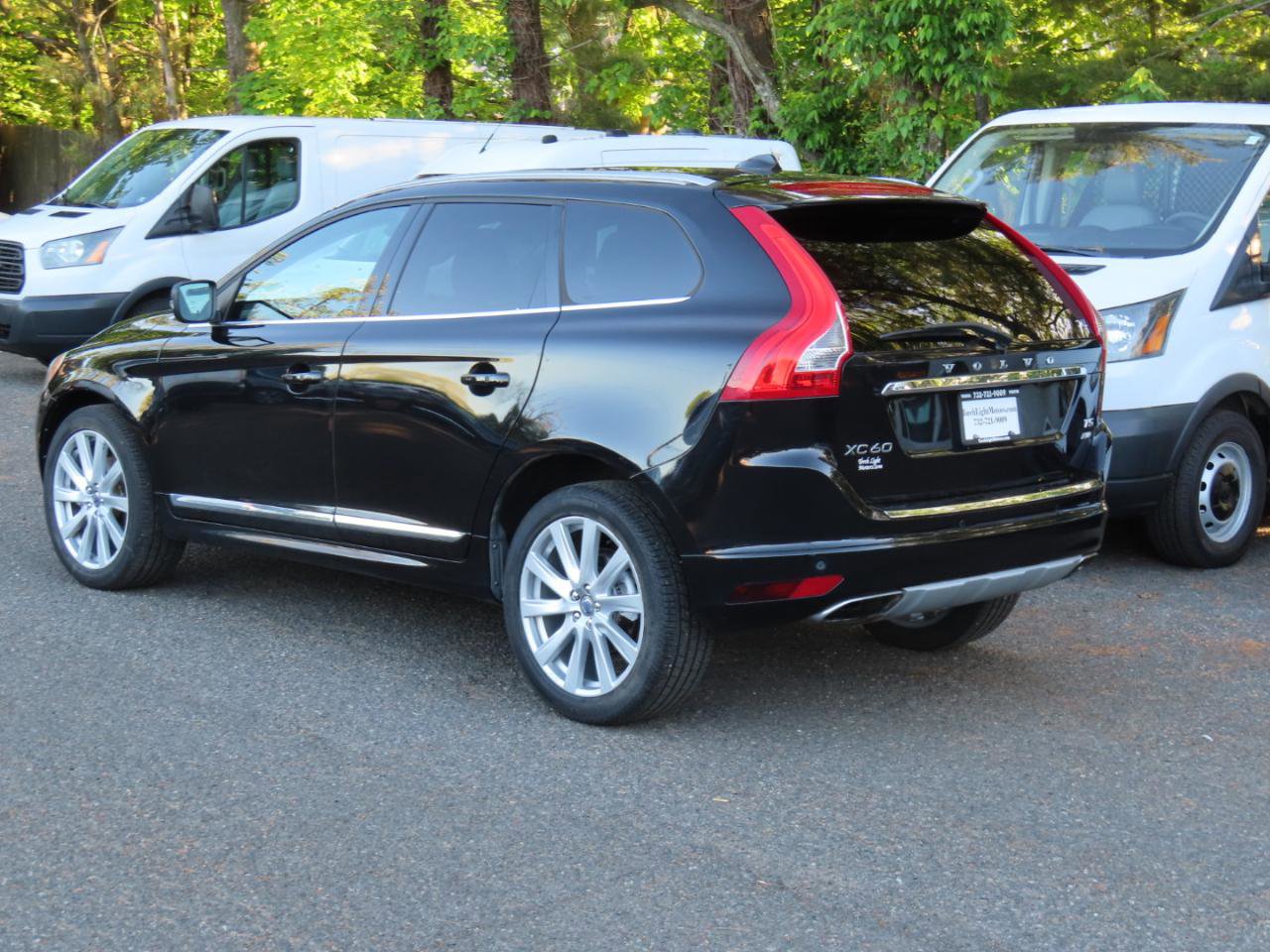Used 2017 Volvo XC60 T5 Inscription w/ Advanced Package AWD/4WD image 6