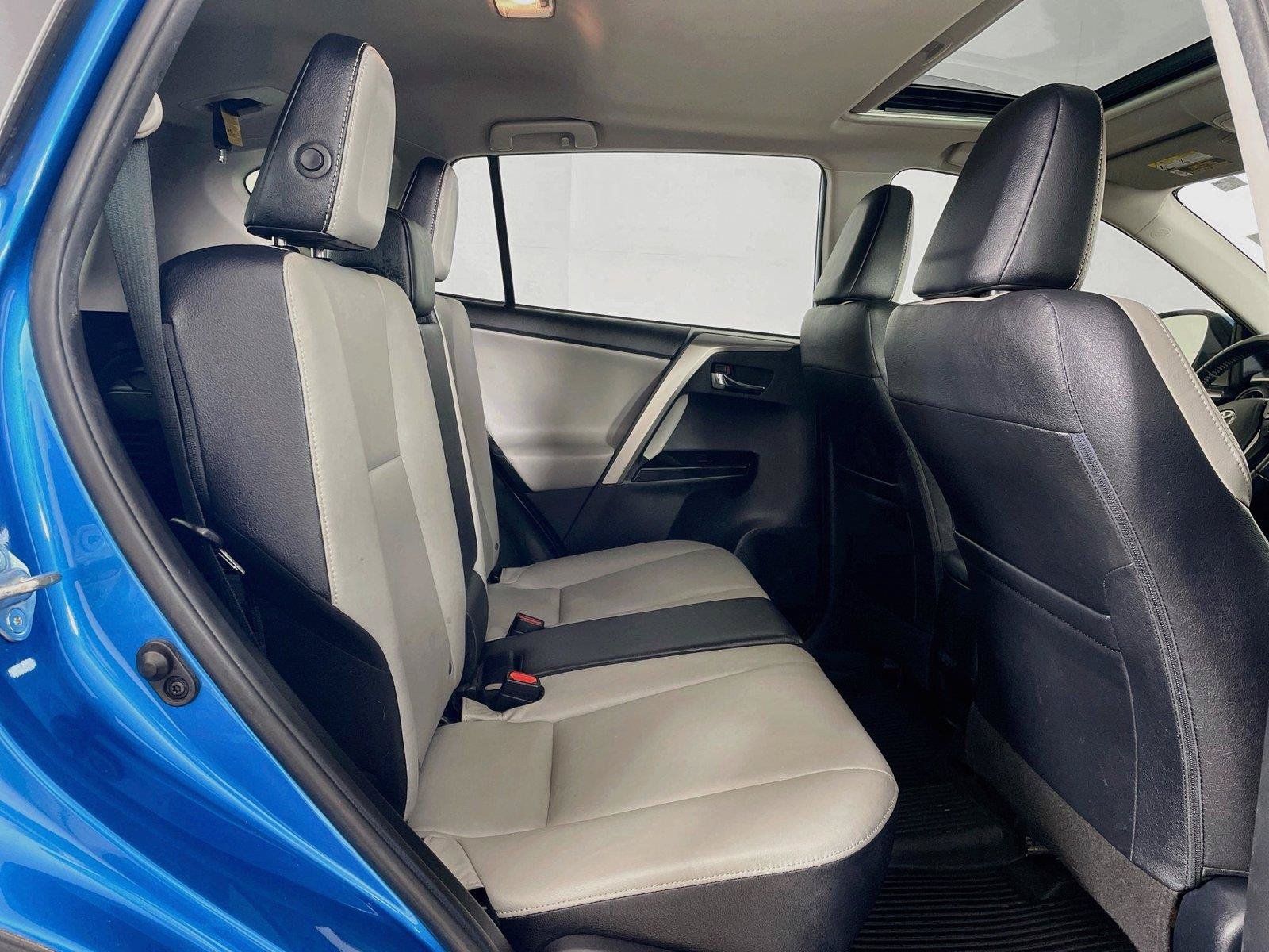 Used 2018 Toyota RAV4 Limited w/ Advanced Technology Package AWD/4WD image 26
