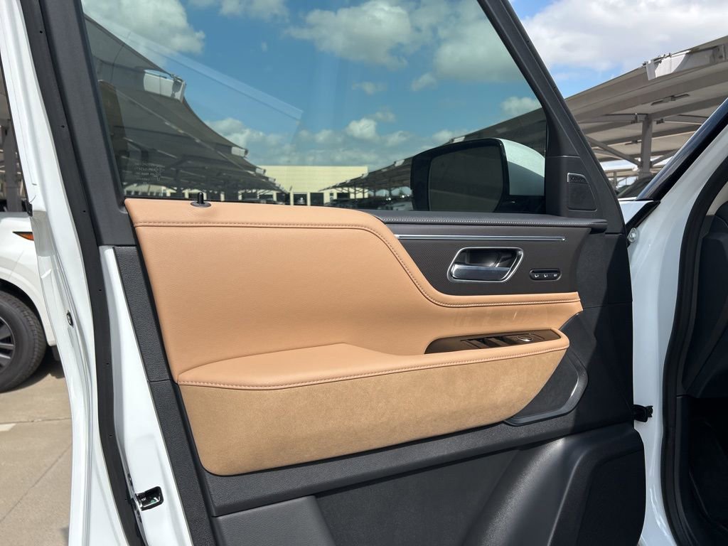 New 2026 INFINITI QX80 Luxe w/ Cargo Package image 14