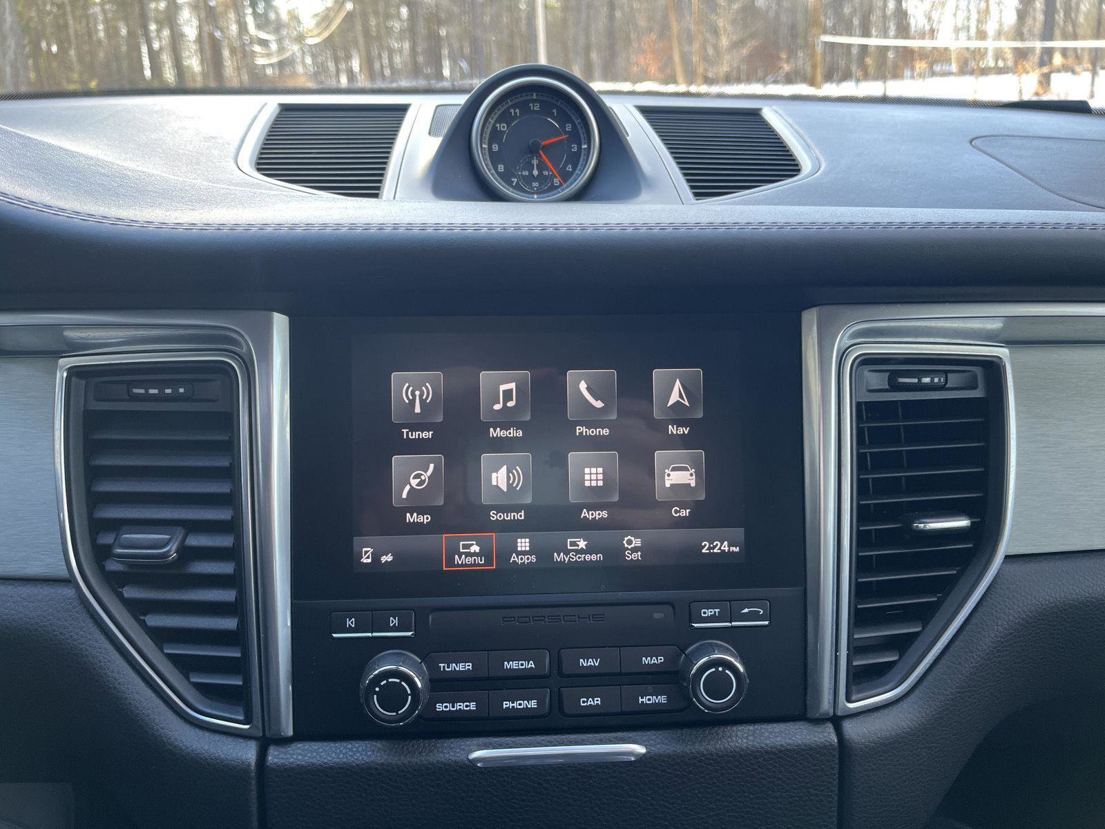 Used 2017 Porsche Macan S image 16