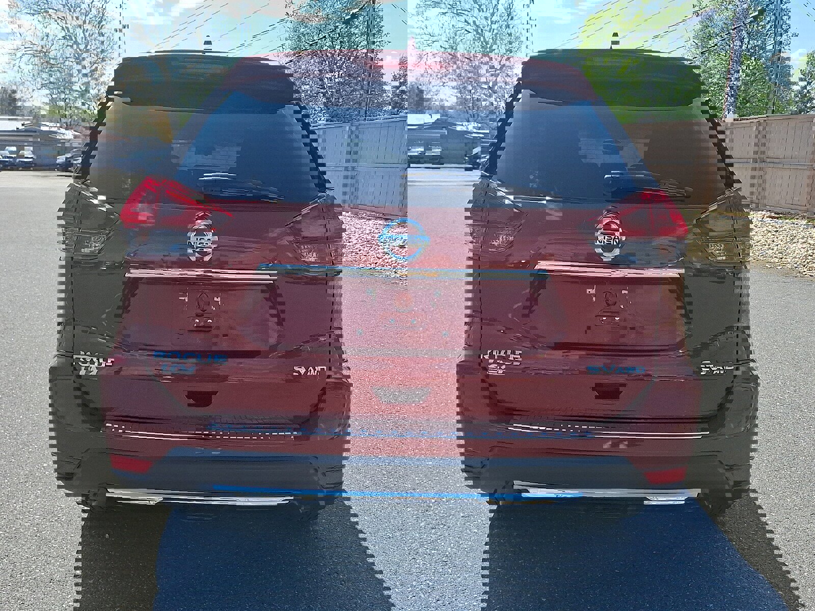 Used 2018 Nissan Rogue SV image 5