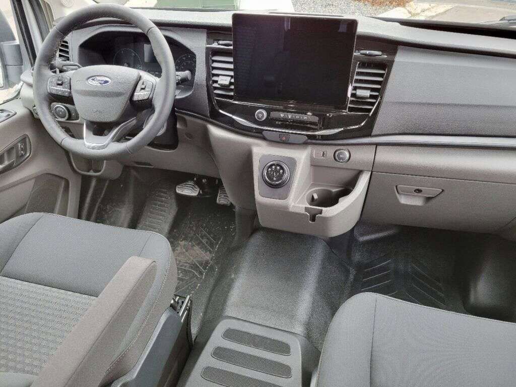 Used 2023 Ford E-Transit Medium Roof w/ Interior Upgrade Package image 19
