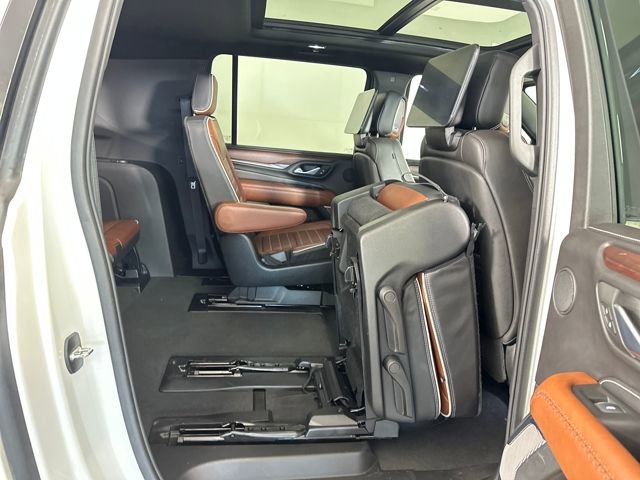 Used 2024 GMC Yukon XL Denali Ultimate image 32