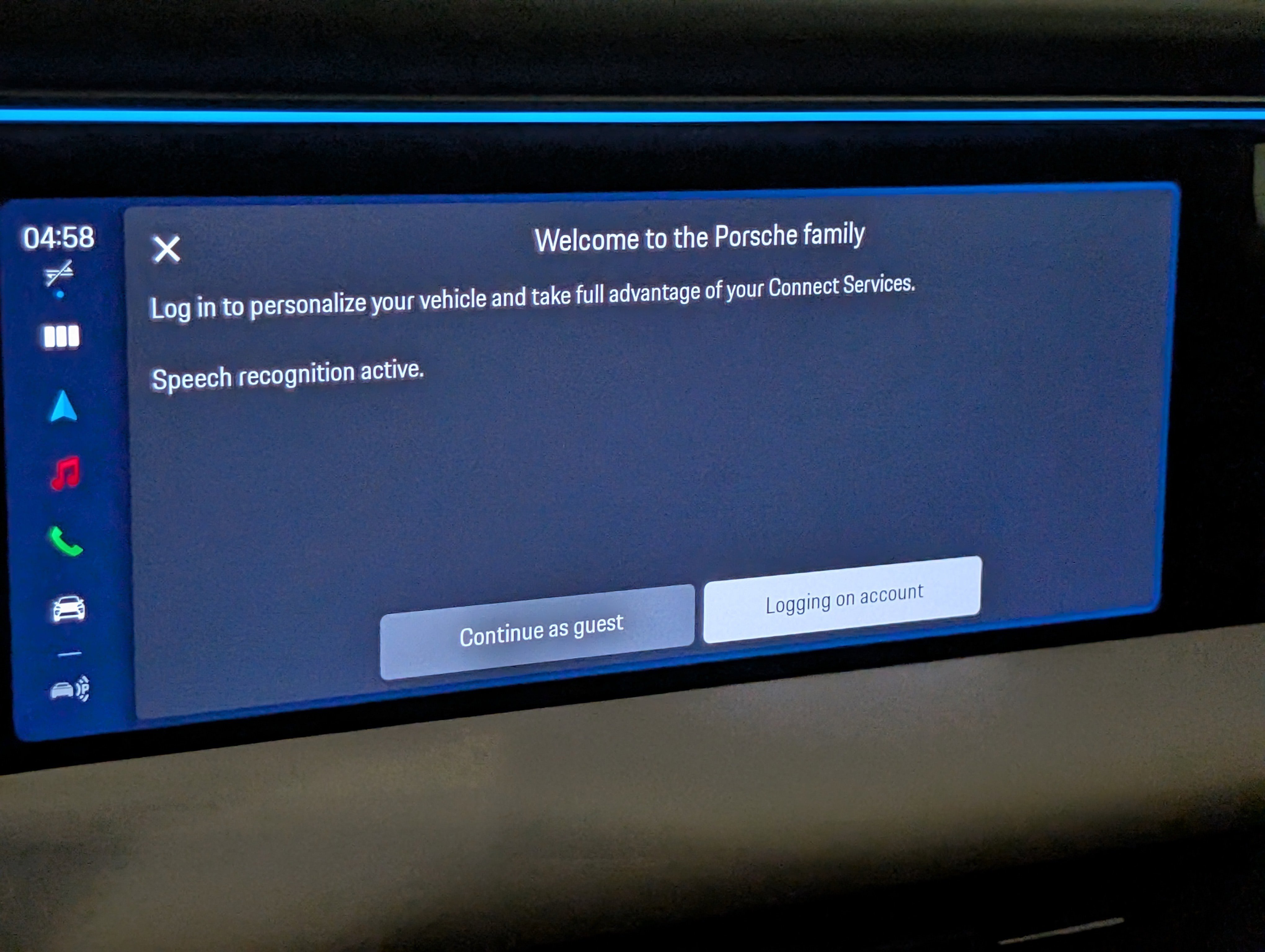 Certified 2025 Porsche Macan Electric image 31