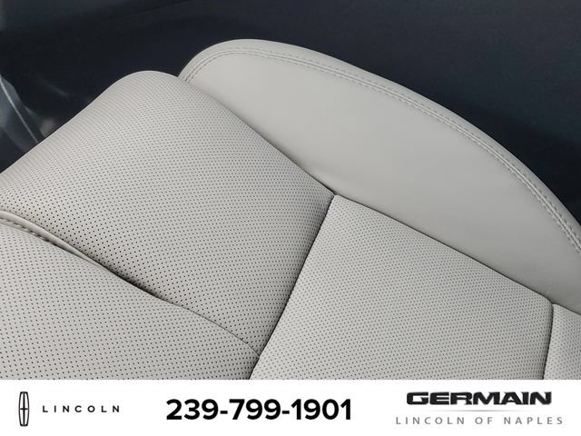 New 2026 Lincoln Navigator L Premier AWD/4WD image 28