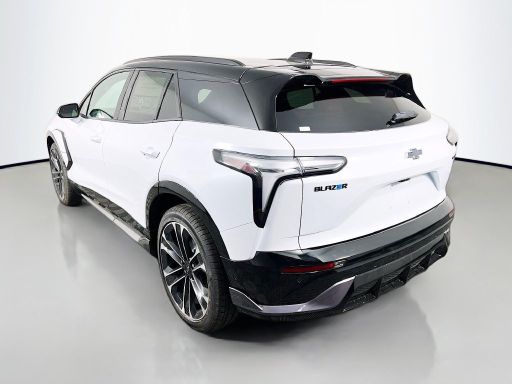 New 2026 Chevrolet Blazer EV SS AWD/4WD image 7