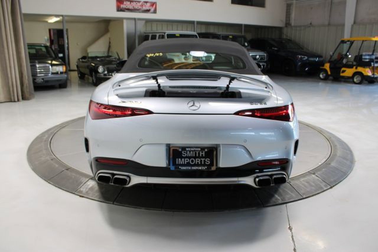 Used 2022 Mercedes-Benz SL 55 AMG 4MATIC image 39