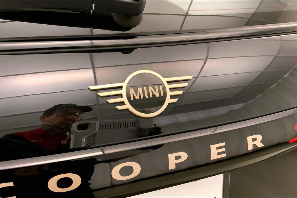 Certified 2025 MINI Cooper S image 30