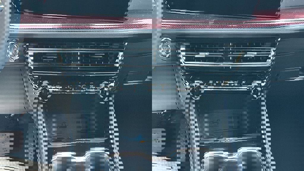 New 2026 Chevrolet Traverse Z71 w/ Enhanced Driving Package image 20