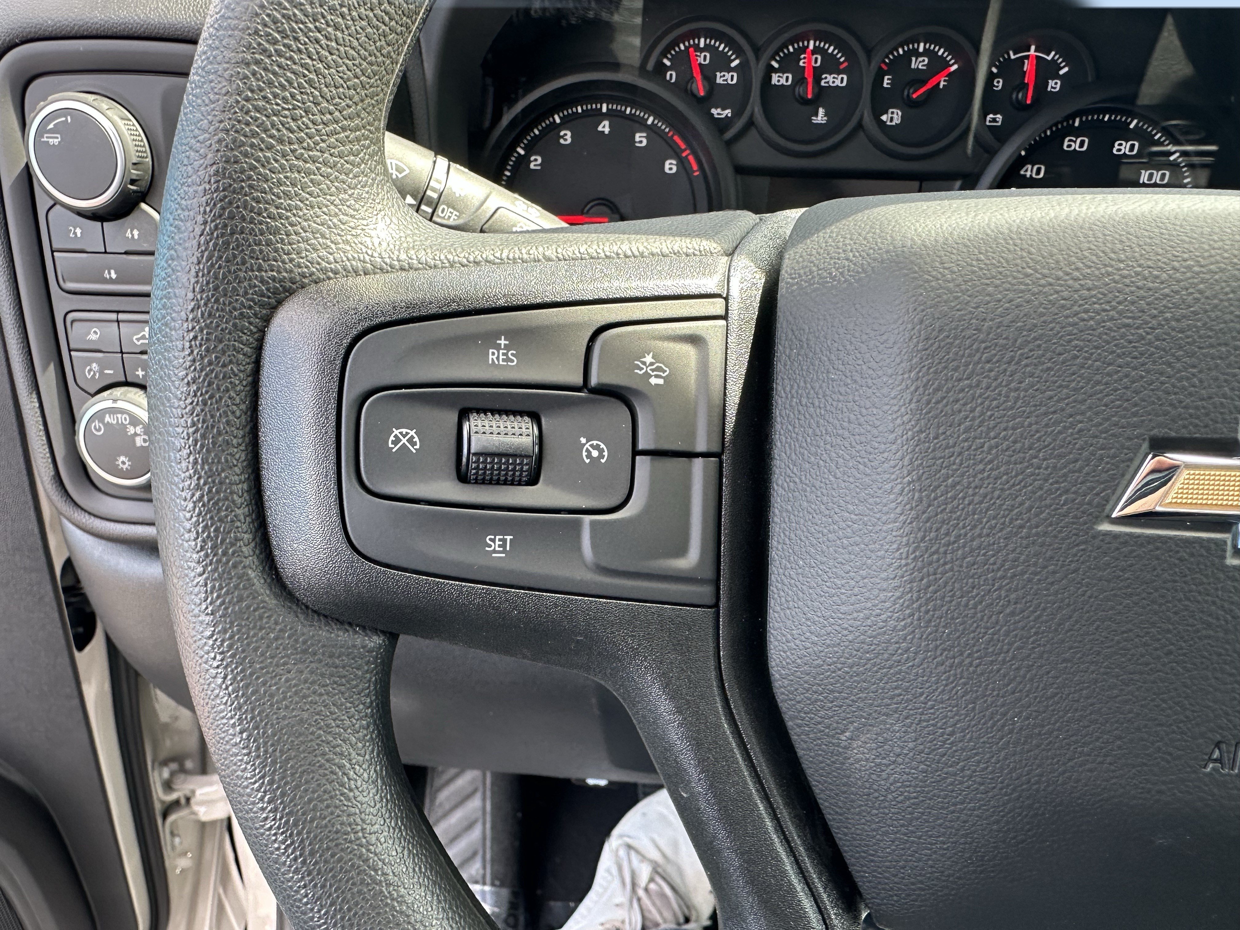New 2026 Chevrolet Silverado 2500 Custom w/ Custom Value Package AWD/4WD image 15