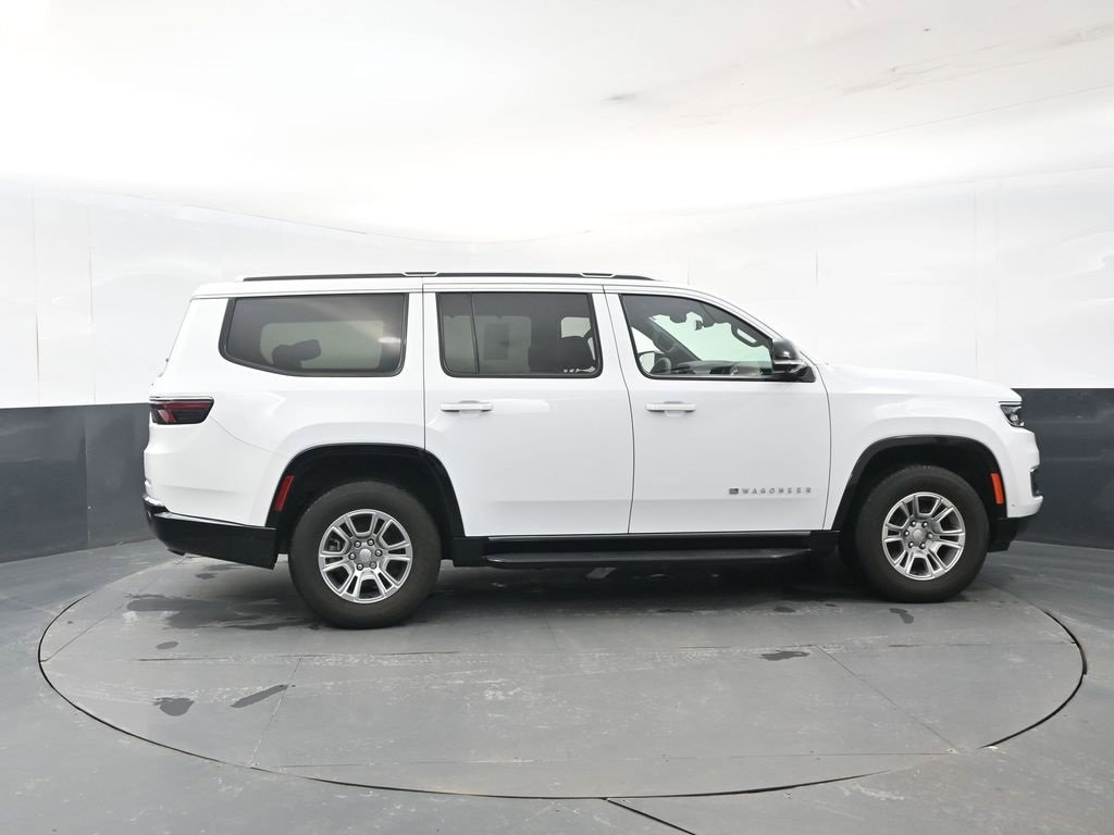 Used 2024 Jeep Wagoneer 4WD w/ Convenience Group I image 6
