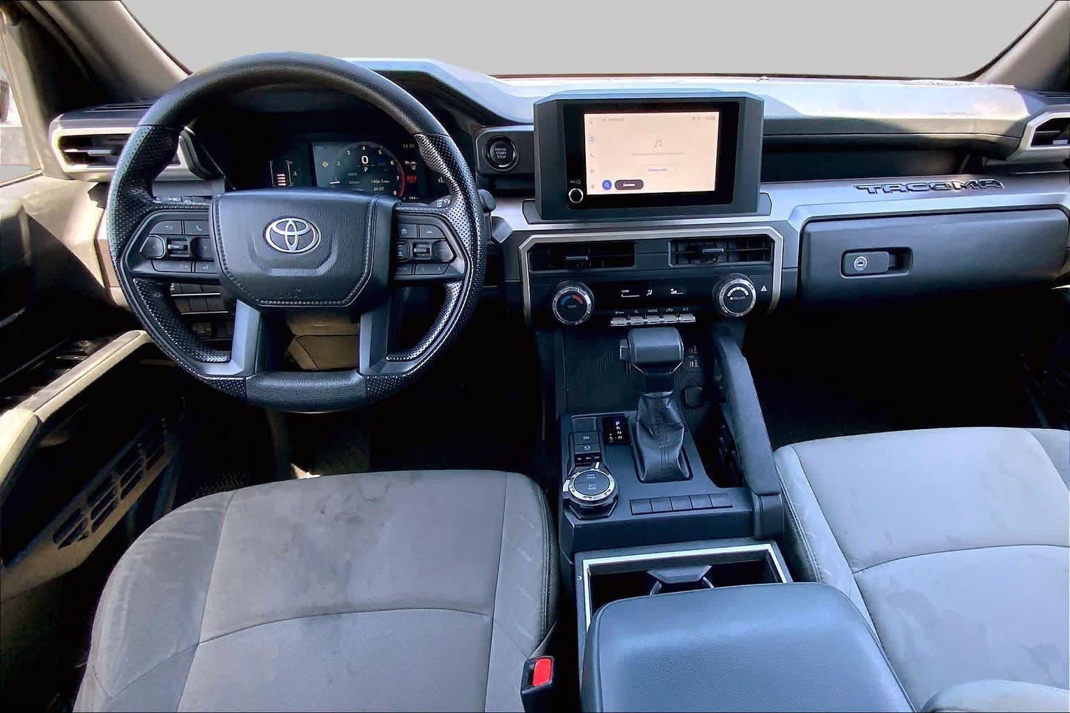 Used 2025 Toyota Tacoma SR5 AWD/4WD image 14