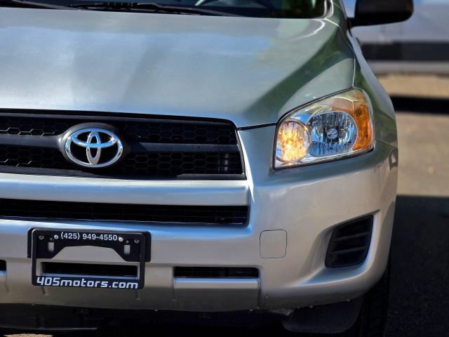 Used 2012 Toyota RAV4 FWD w/ Value Pkg image 3