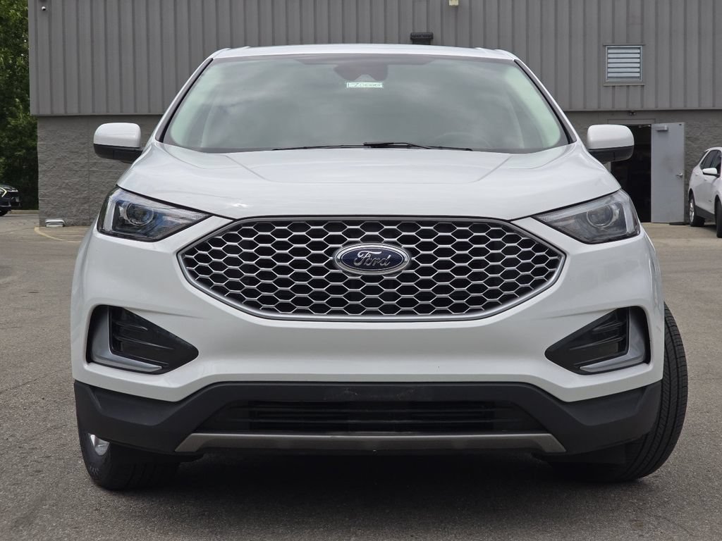 Used 2024 Ford Edge SEL AWD/4WD image 12